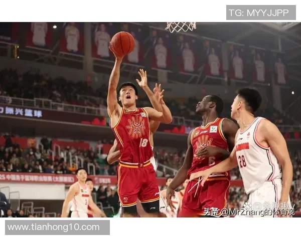 CBA精彩对决广东大益迎战上海队争夺季后赛席位 CBA精彩对决广东大益迎战上海队争夺季后赛席位